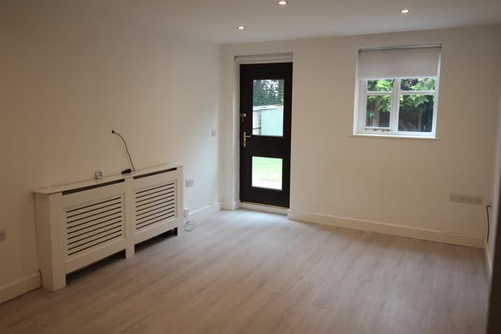 1 bedroom house for sale in Harrow, United Kingdom - Image 4