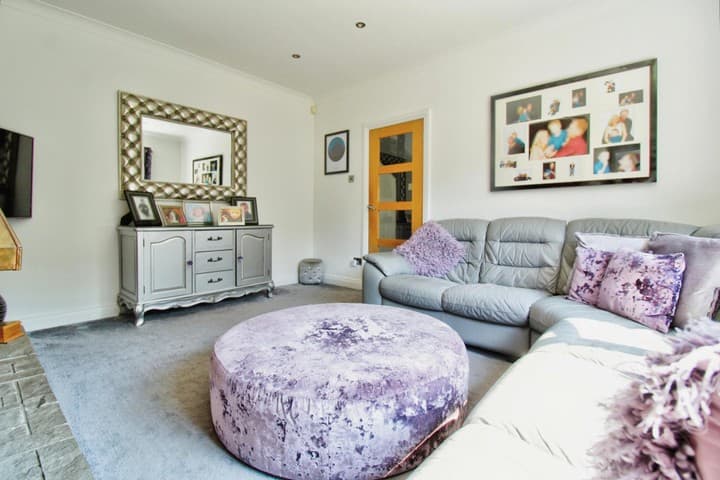 3 bedrooms house for sale in Romford, United Kingdom - Image 8