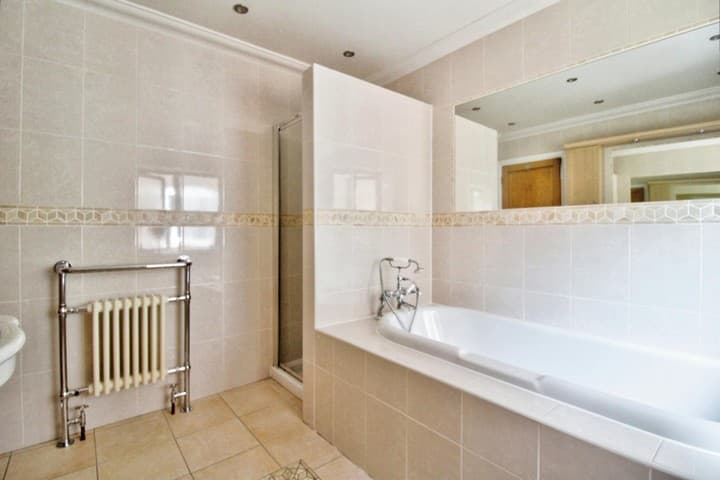 3 bedrooms house for sale in Romford, United Kingdom - Image 31