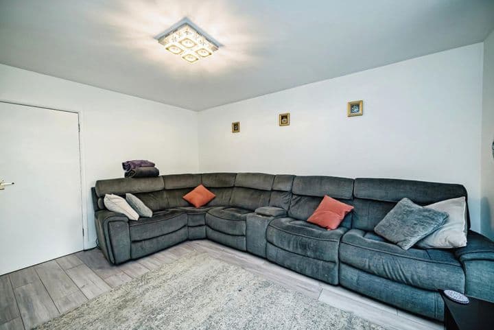 4 bedrooms house for sale in High Wycombe, United Kingdom - Image 8