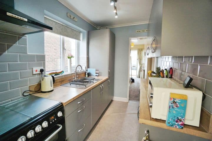 3 bedrooms house for sale in Willenhall, United Kingdom - Image 4