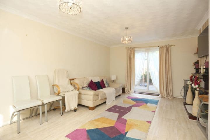 3 bedrooms house for sale in Bromley, United Kingdom - Image 4