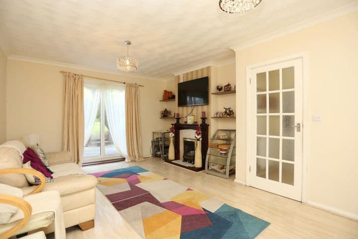 3 bedrooms house for sale in Bromley, United Kingdom - Image 3