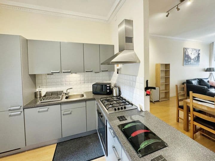 3 bedrooms apartment for sale in Glasgow, United Kingdom - Image 5