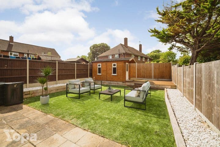 3 bedrooms house for sale in Sidcup, United Kingdom - Image 3