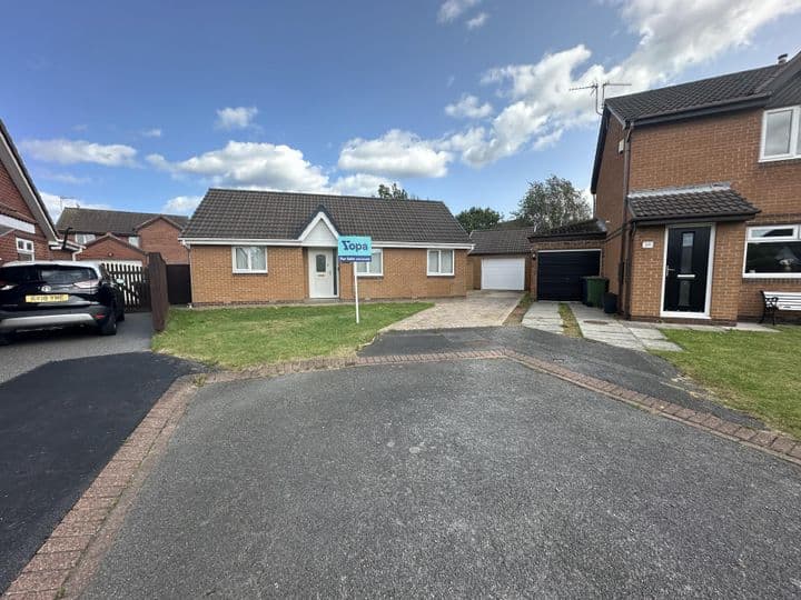 3 bedrooms house for sale in Redcar, United Kingdom - Image 2