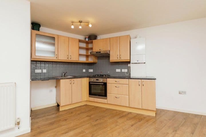 1 bedroom apartment for sale in Bristol, United Kingdom - Image 7