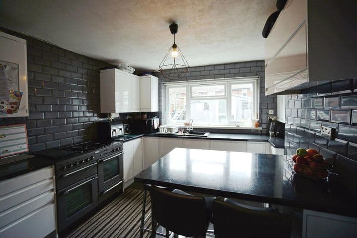 3 bedrooms house for sale in Dudley, United Kingdom - Image 3