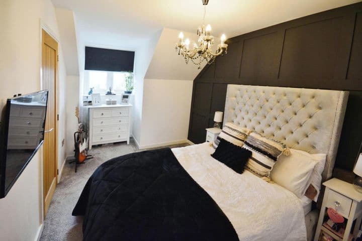 3 bedrooms house for sale in Bishops Stortford, United Kingdom - Image 11