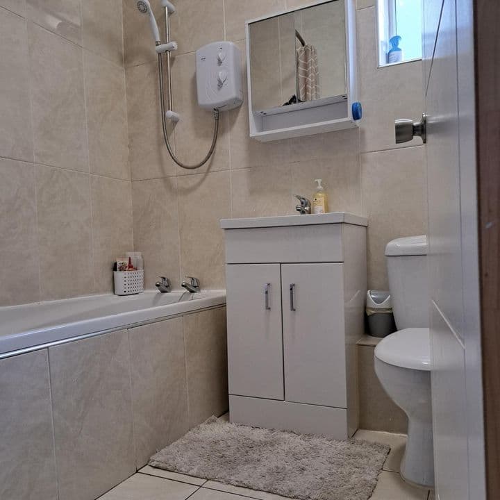 3 bedrooms house for sale in Leicester, United Kingdom - Image 10