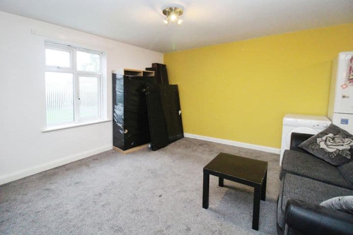 1 bedroom apartment for sale in Birmingham, United Kingdom - Image 9