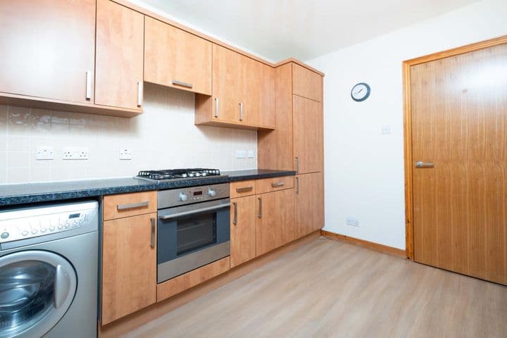 2 bedrooms apartment for sale in Montrose, United Kingdom - Image 11