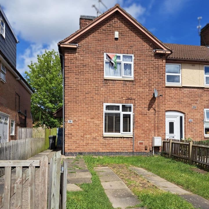 3 bedrooms house for sale in Leicester, United Kingdom - Image 2