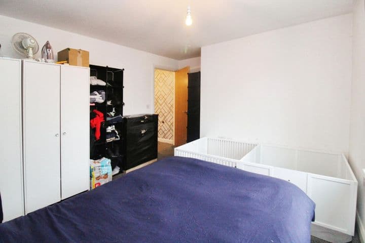 1 bedroom apartment for sale in Birmingham, United Kingdom - Image 7