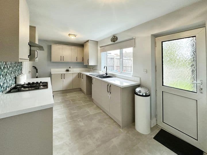 3 bedrooms house for sale in Northwich, United Kingdom - Image 3