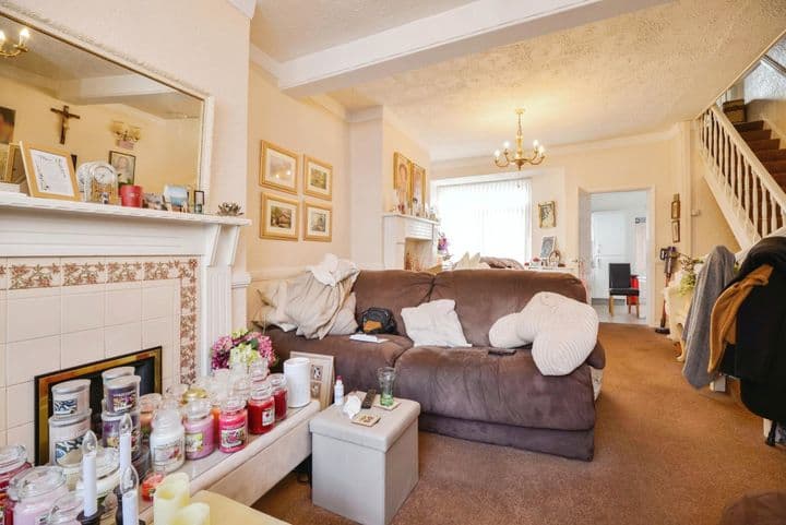 3 bedrooms house for sale in Stockton-On-Tees, United Kingdom - Image 3