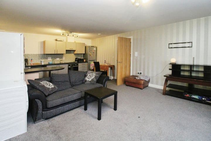 1 bedroom apartment for sale in Birmingham, United Kingdom - Image 10