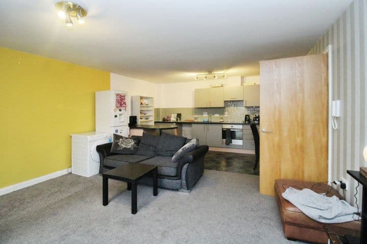 1 bedroom apartment for sale in Birmingham, United Kingdom - Image 5