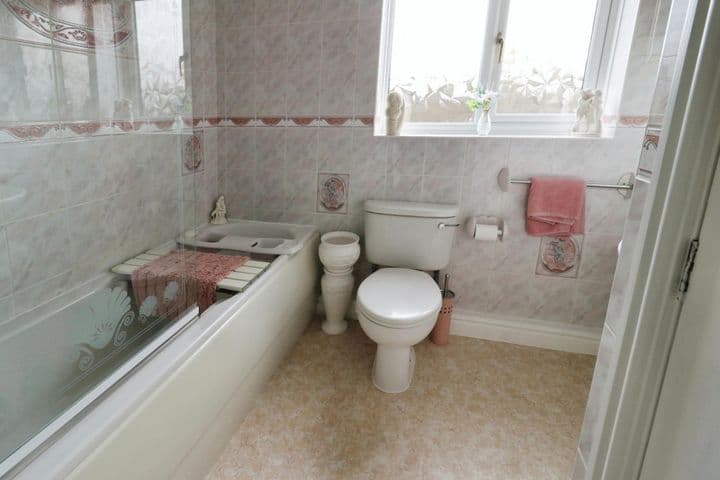 3 bedrooms house for sale in Skellingthorpe, United Kingdom - Image 12