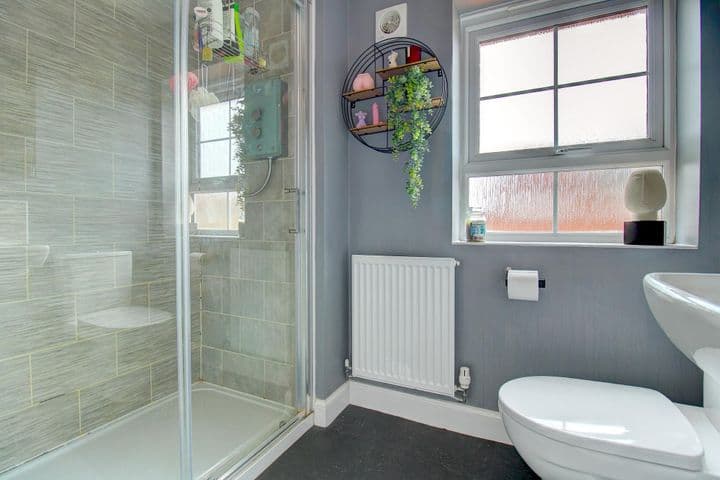 3 bedrooms house for sale in Cannock, United Kingdom - Image 10