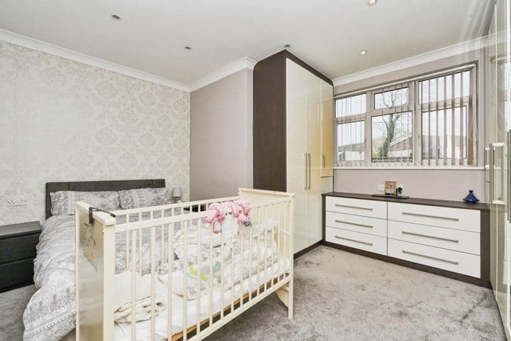 5 bedrooms house for sale in Southall, United Kingdom - Image 10