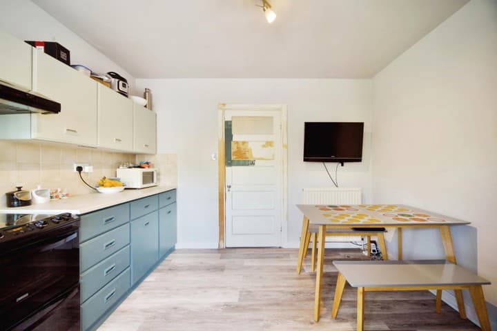 3 bedrooms apartment for sale in London, United Kingdom - Image 11