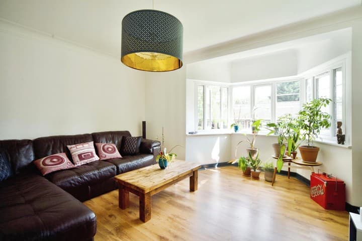 3 bedrooms apartment for sale in London, United Kingdom - Image 8