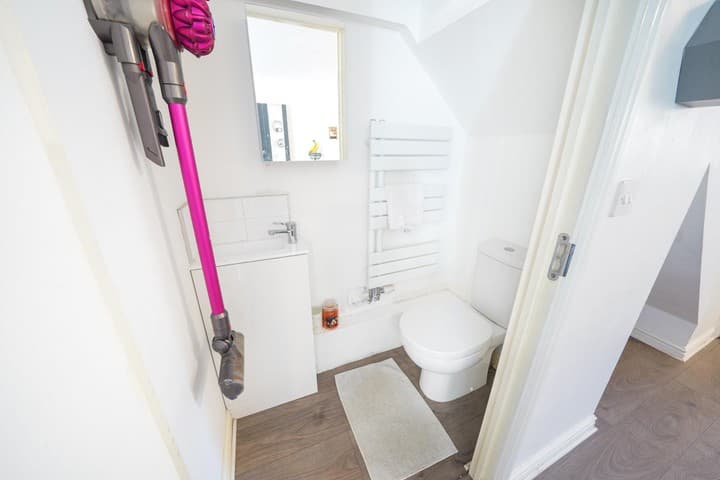 2 bedrooms house for sale in Swansea, United Kingdom - Image 9