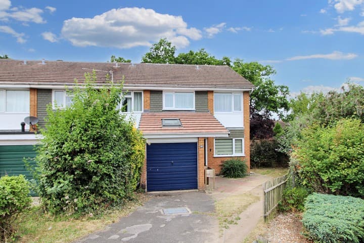 3 bedrooms house for sale in Reading, United Kingdom - Image 2