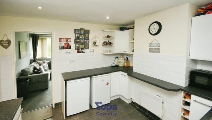 2 bedrooms apartment for sale in Coventry, United Kingdom - Image 4