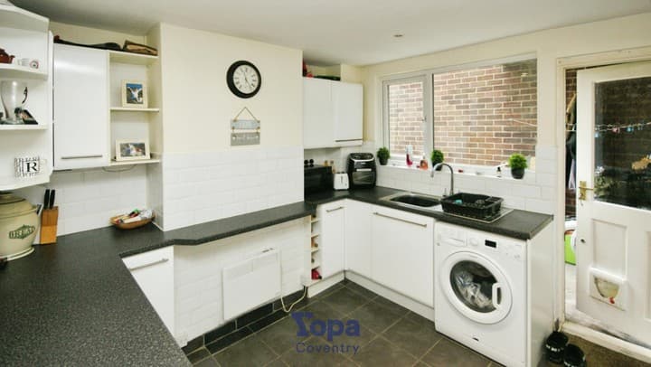 2 bedrooms apartment for sale in Coventry, United Kingdom - Image 3