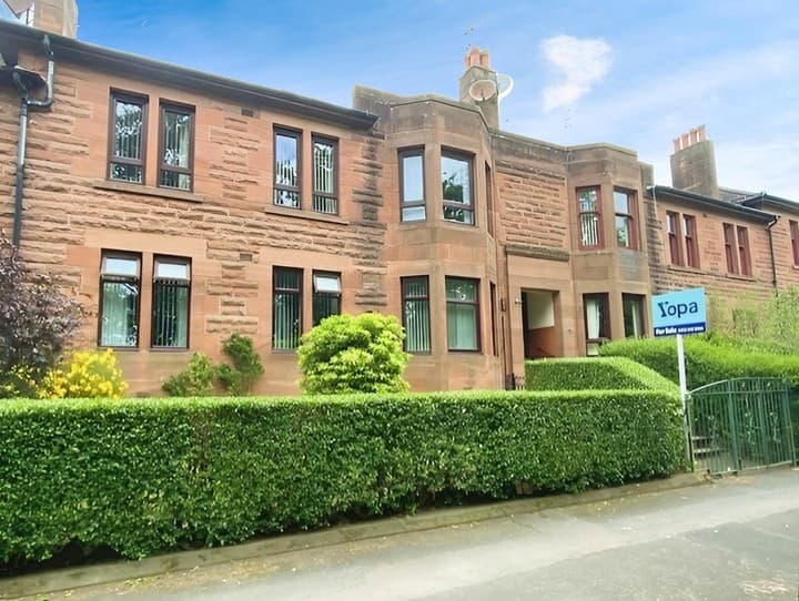 3 bedrooms apartment for sale in Glasgow, United Kingdom - Image 2