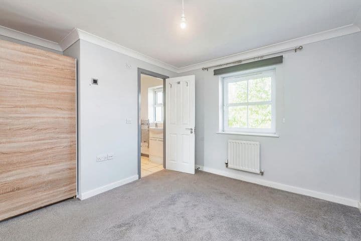 3 bedrooms house for sale in Hook, United Kingdom - Image 10