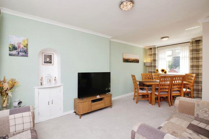 2 bedrooms house for sale in Glasgow, United Kingdom - Image 3