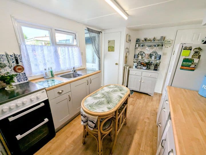 2 bedrooms other for sale in Exeter, United Kingdom - Image 11