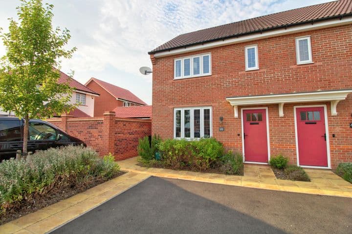 2 bedrooms house for sale in Stowmarket, United Kingdom - Image 2