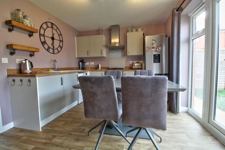 2 bedrooms house for sale in Stowmarket, United Kingdom - Image 4