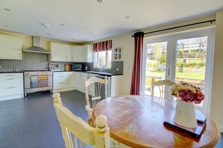 3 bedrooms house for sale in Rugeley, United Kingdom - Image 4