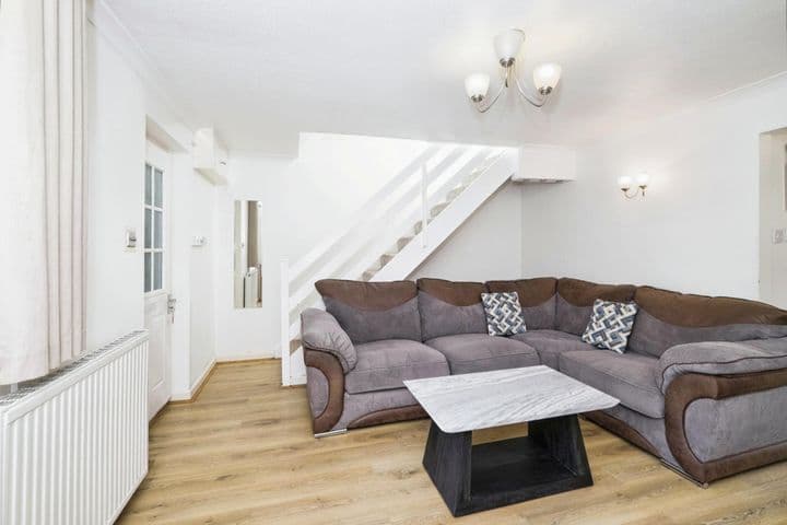 3 bedrooms house for sale in St. Ives, United Kingdom - Image 8