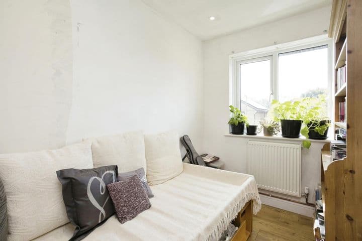 3 bedrooms house for sale in Horsham, United Kingdom - Image 12