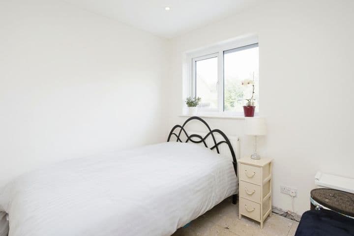 3 bedrooms house for sale in Horsham, United Kingdom - Image 11