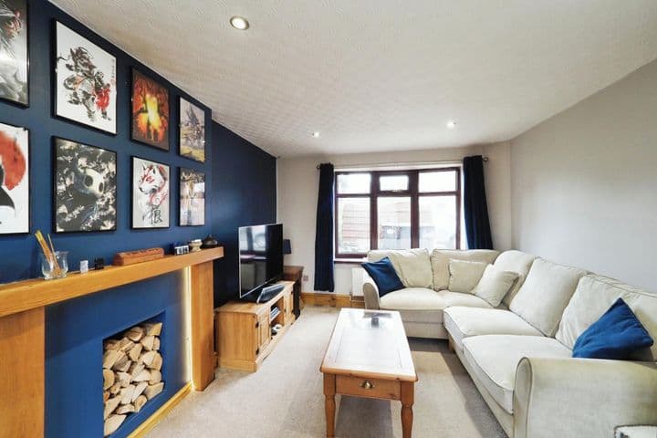 3 bedrooms house for sale in Nottingham, United Kingdom - Image 3