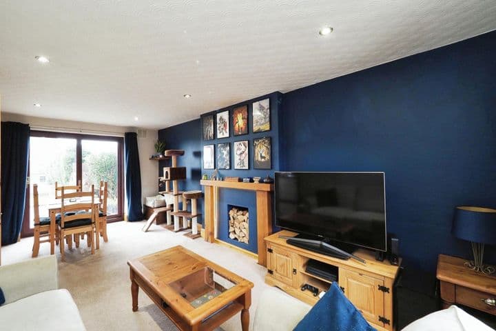 3 bedrooms house for sale in Nottingham, United Kingdom - Image 2