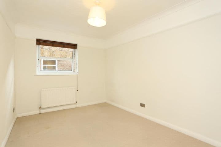 2 bedrooms apartment for sale in Beckenham, United Kingdom - Image 10