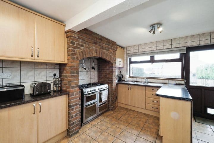 3 bedrooms house for sale in Nottingham, United Kingdom - Image 4