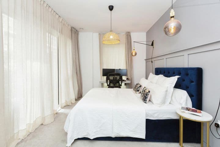 3 bedrooms apartment for sale in London, United Kingdom - Image 9