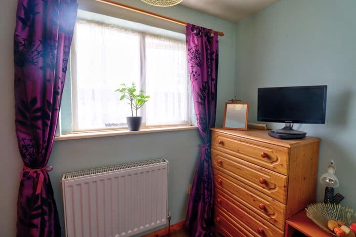 3 bedrooms house for sale in Swindon, United Kingdom - Image 9