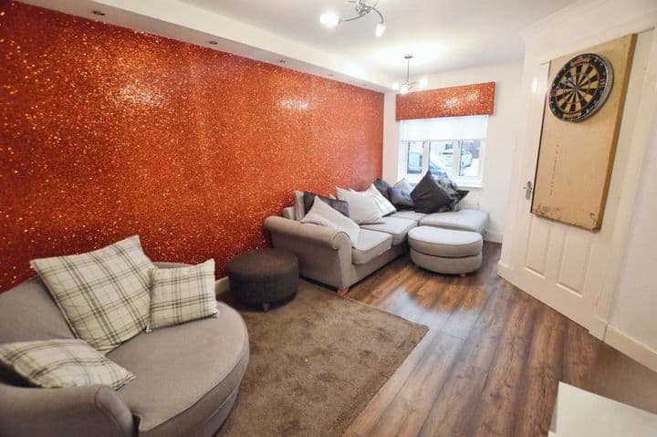 2 bedrooms house for sale in Glasgow, United Kingdom - Image 3