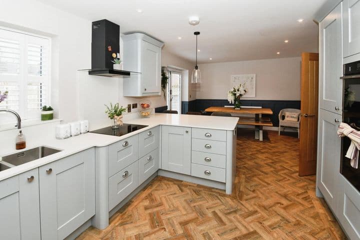 4 bedrooms house for sale in North Hykeham, United Kingdom - Image 6