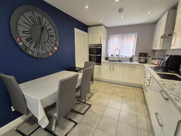 3 bedrooms house for sale in Oldbury, United Kingdom - Image 8